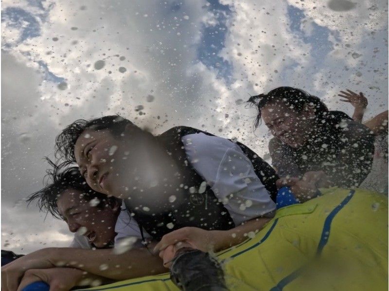 【名護市・今帰仁村・古宇利島】迷ったらコレ！バナナボートなど最新の乗り物６種類から2つ選べる海あそび満喫プラン！(Aプラン）の紹介画像