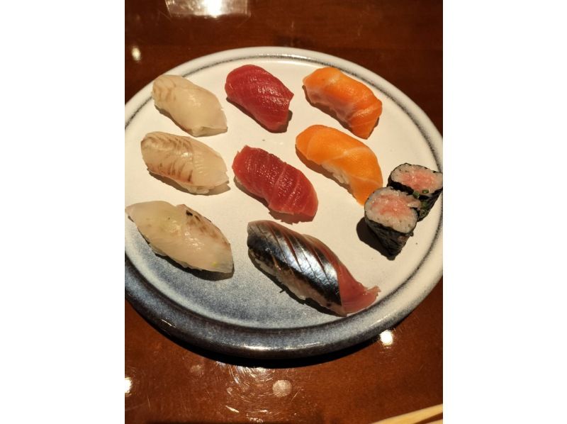 [Fukuoka, Fukuoka City] "Nigirizushi Experience" Try your hand at being a craftsman! Make nigiri sushi, laugh, eat, and enjoy Japanese cultureの紹介画像