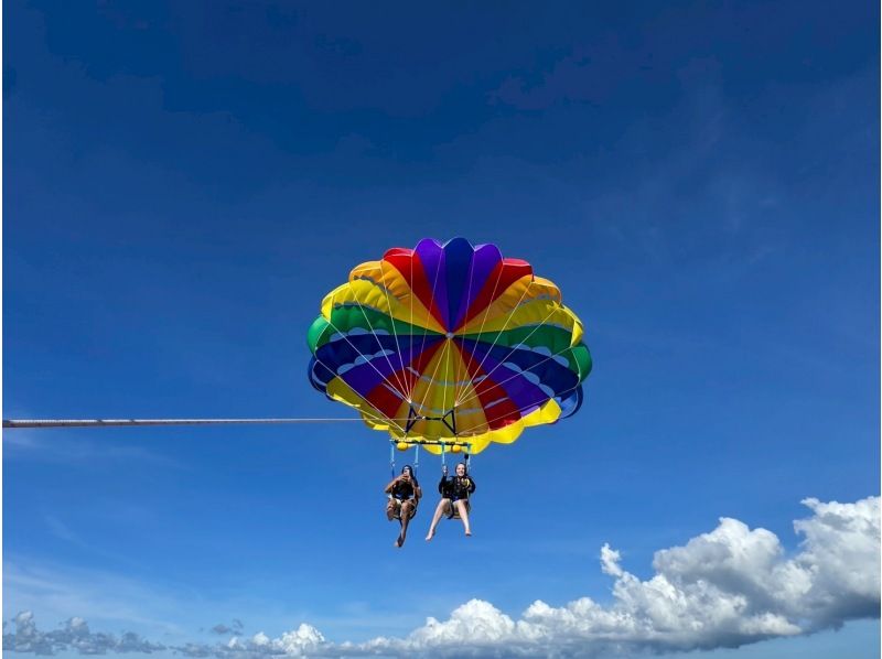 3月1日開始先着24人❤パラセーリング＆青の洞窟ダイビング❤️最楽遊びコラボを同時に♪GoPro無料写真動画すぐスマホへ❤️無料タオル餌あげの紹介画像