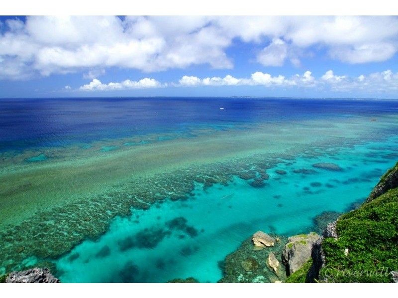 [Okinawa, Miyakojima] <Great Value Multi-Stay Discount Plan> Even if you don't have a driver's license, you can rent a car instead! Tour the island by electric mobility vehicle!の紹介画像