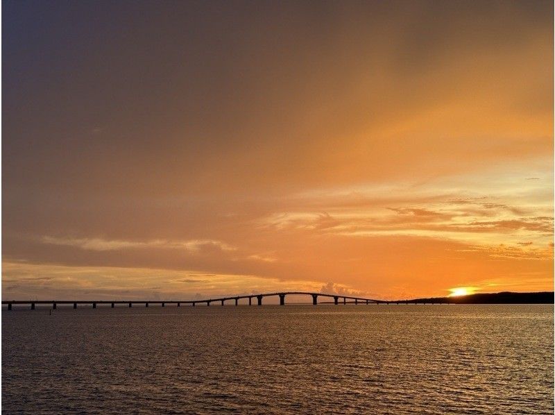 [Okinawa, Miyakojima] <Great Value Multi-Stay Discount Plan> Even if you don't have a driver's license, you can rent a car instead! Tour the island by electric mobility vehicle!の紹介画像