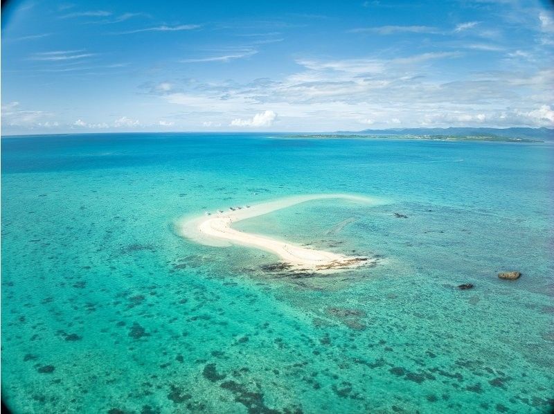 【石垣島/3時間】当日予約OK【幻の島&times;高確率でウミガメに出会えるシュノーケルツアー】遭遇率100%更新中☆0〜85歳可(写真・送迎あり)の紹介画像