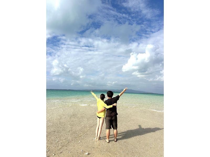 当日予約OK★0〜85歳【幻の島&times;高確率でウミガメに出会えるシュノーケルツアー】オープンからウミガメ遭遇率100%更新中(写真・送迎あり)の紹介画像