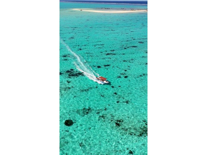 【石垣岛】幽灵岛与海龟浮潜之旅，邂逅率高达99%。小团出行，全程贴心服务。适合0-85岁。（当日预订，含交通接送，赠送照片和视频）の紹介画像