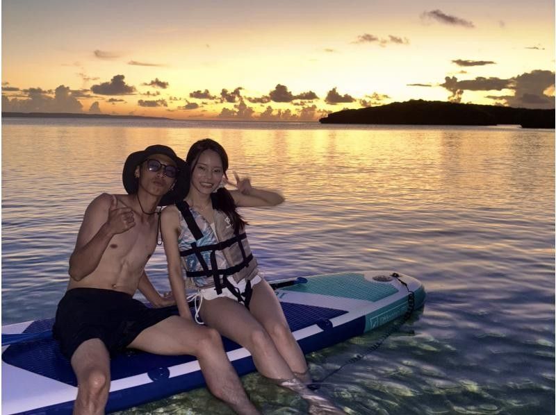 Limited to one group per day! Sunset SUP tour to Uni Beachの紹介画像