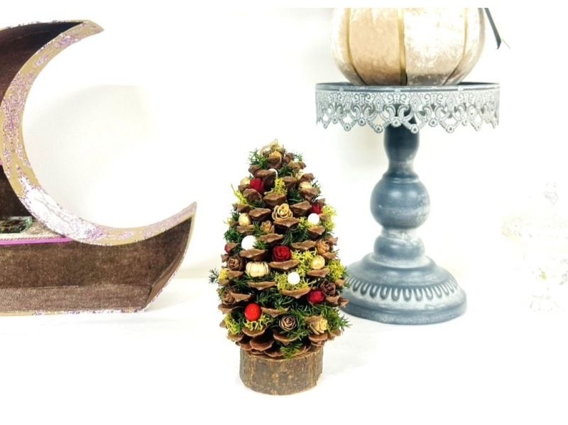 [Miyagi, Sendai City] Natural and cute! Let's make a pine cone tree!の紹介画像