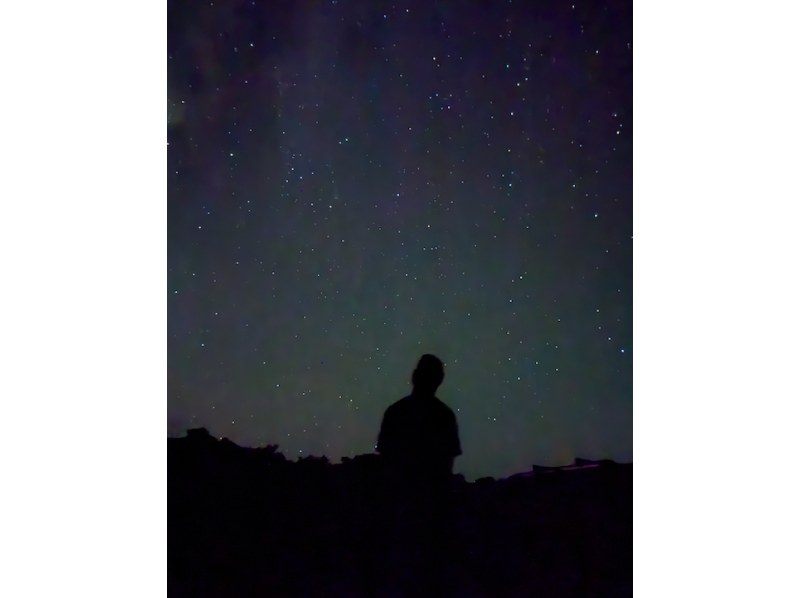 【沖縄・宮古島】 南の島ならではの澄んだ夜空に輝く南十字星と天の川を眺めながら、 星座の物語をガイドが優しく解説。の紹介画像