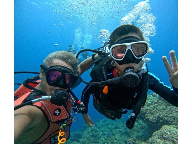 【沖縄本島・恩納村】青の洞窟、体験ダイビング&シュノーケルの海満喫セットプラン!!の紹介画像