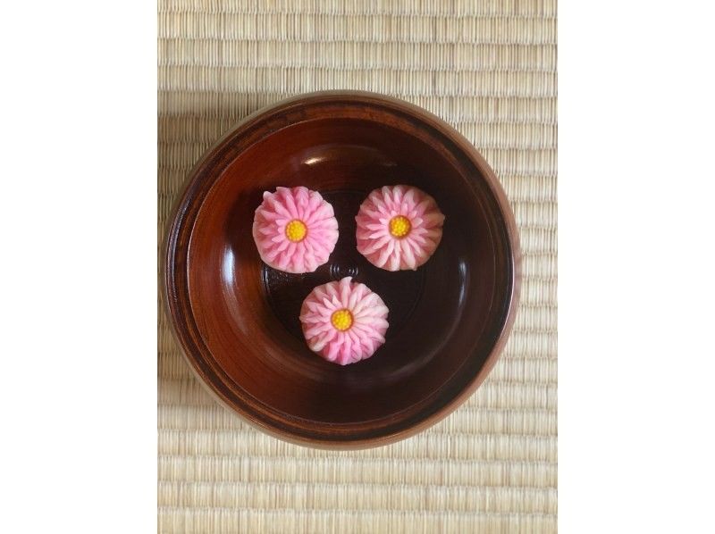 [Wakayama, Wakayama City] An authentic tea ceremony experience in a tea room that can be participated in by group!の紹介画像