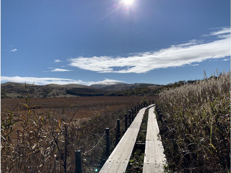 【長野・霧ヶ峰】山小屋ランチ付き！冬の八島湿原ウォーク～ガイドと歩く霧ヶ峰 4時間の紹介画像