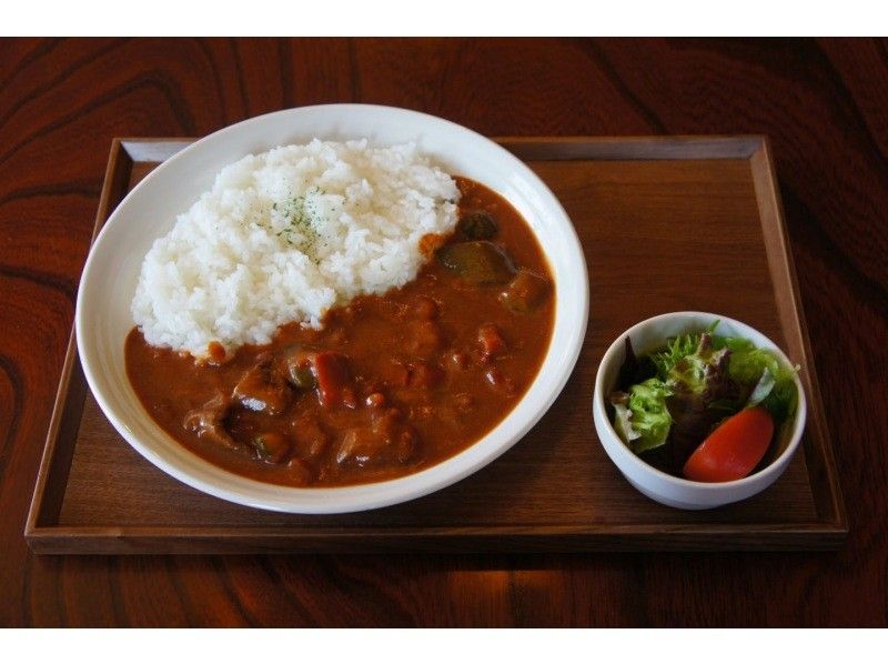 【長野・霧ヶ峰】山小屋ランチ付き！冬の八島湿原ウォーク～ガイドと歩く霧ヶ峰 4時間の紹介画像