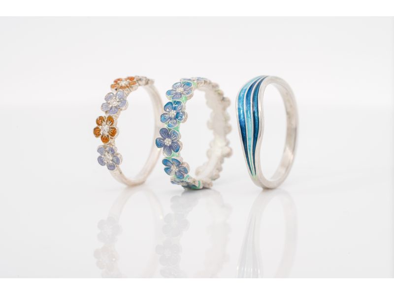 美優華様専用ブレスレット Vivienne Westwood（リボン ・ ブレスレット⁄バングル）のフリマ