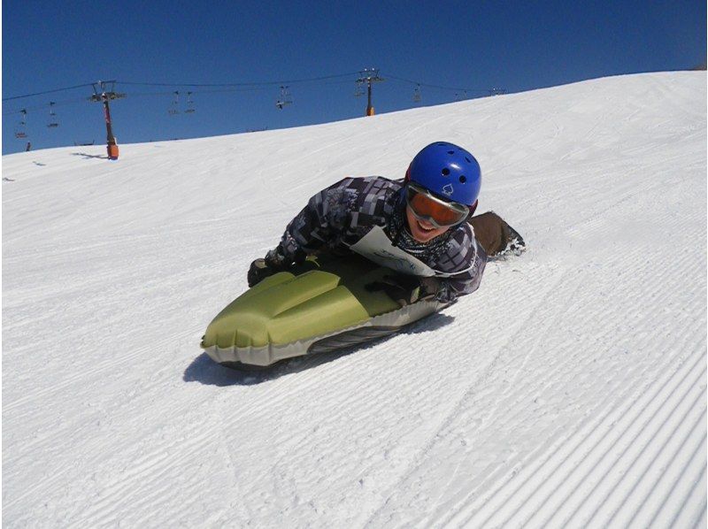 Airboarding [Gifu Prefecture, Okumino/Takayama City] Even beginners can enjoy it! The fastest winter activityの紹介画像