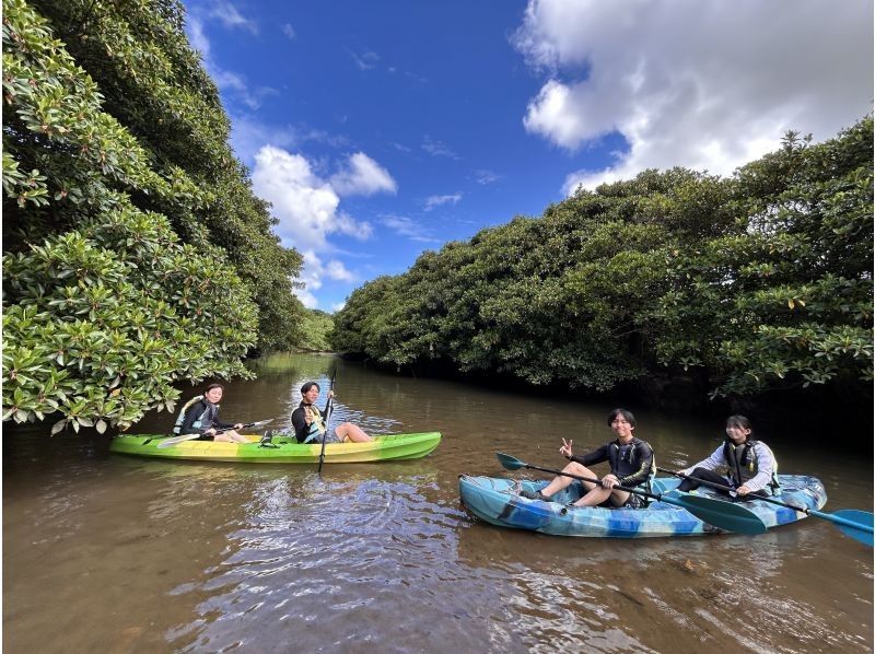 【石垣島】＜大好評！！＞まるで海賊！？?&zwj;☠️ カヤックの上から弓を放つ、超レア体験！ 子供も大人も夢中になる、ドキドキの冒険へ出発！の紹介画像