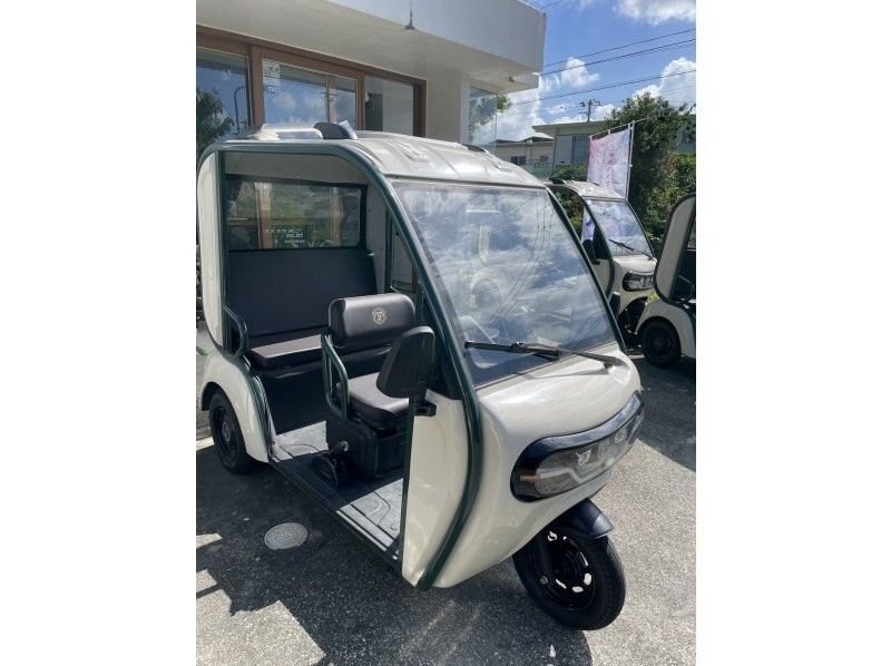 [Okinawa, Miyakojima] I'm the star of this tuk-tuk! Soak up the Miyako blue with your whole body! A spectacular electric tuk-tuk tour through paradise!の紹介画像