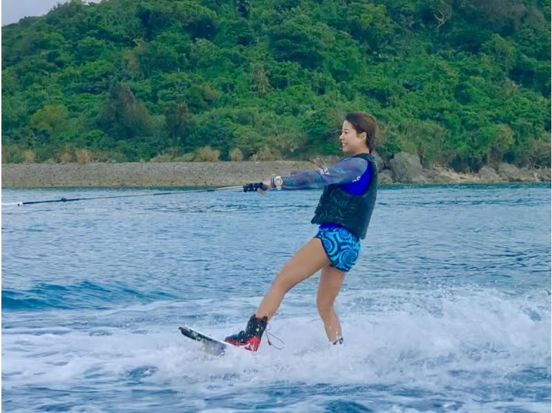 <October Limited Sale> [Okinawa Ginowan / Half-Day All-You-Can-Play Plan] The most in the prefecture with 12 rides! Banana boat, flyboard, wakeboard, and more!の紹介画像