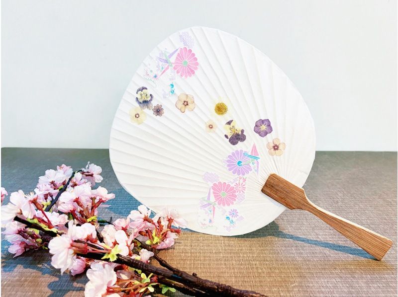 Hands-On Japanese Craft in Tokyo with Mochi Wagashi & Matchaの紹介画像