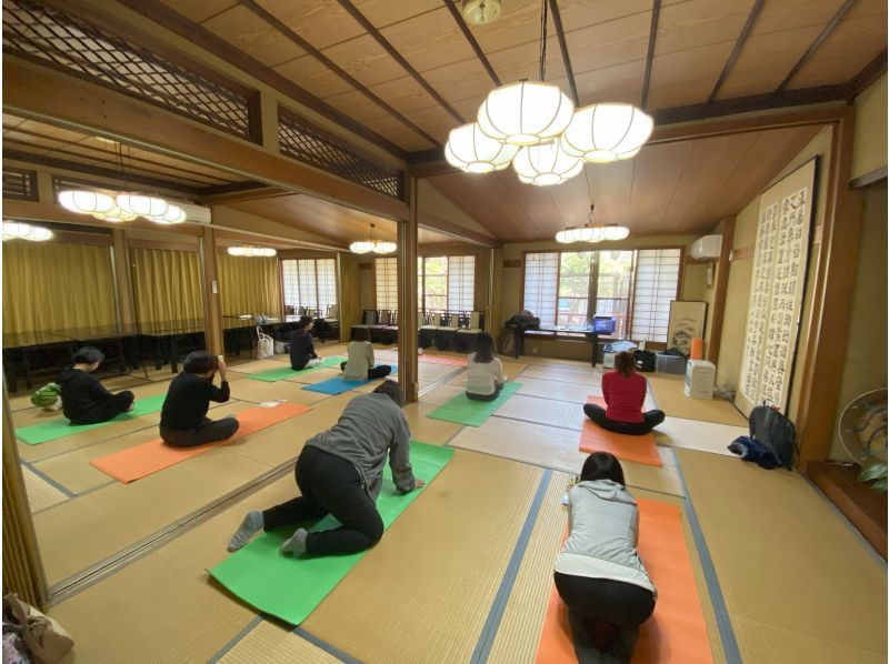 [Atsugi City, Kanagawa] Health Promotion University "Mind and Body Hot Spring Wellness Yoga" (held on November 24, 2024)の紹介画像