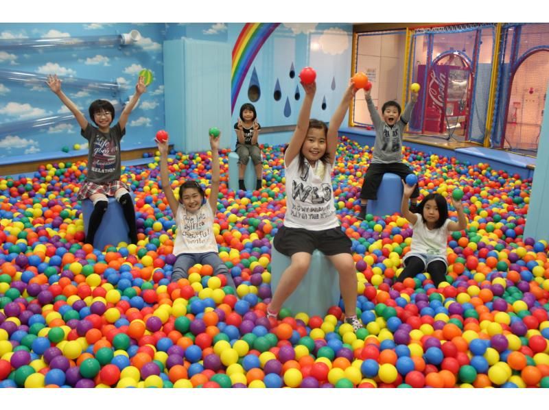 【秋田・横手】VRアトラクション体験+ワンダーキャッスル入場券セットの紹介画像