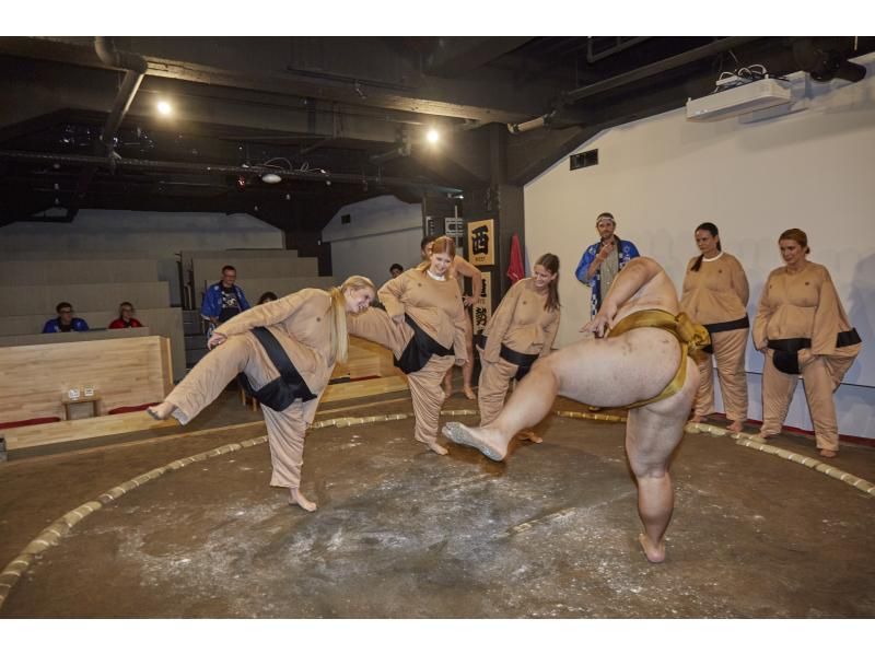 【東京・銀座】相撲を家族全員で体験しよう！食事またはお菓子セットつき！の紹介画像