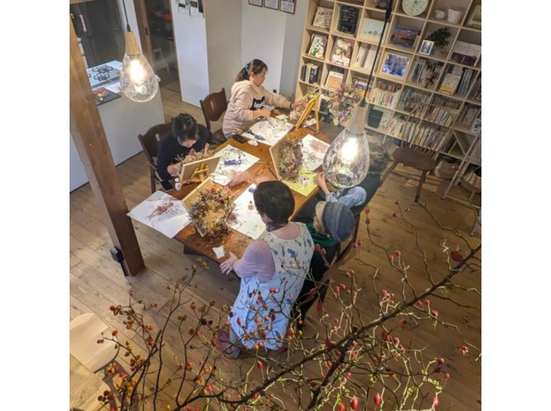 【秋田・仙北】期間限定！ドライフラワーの秋冬リース作り体験の紹介画像