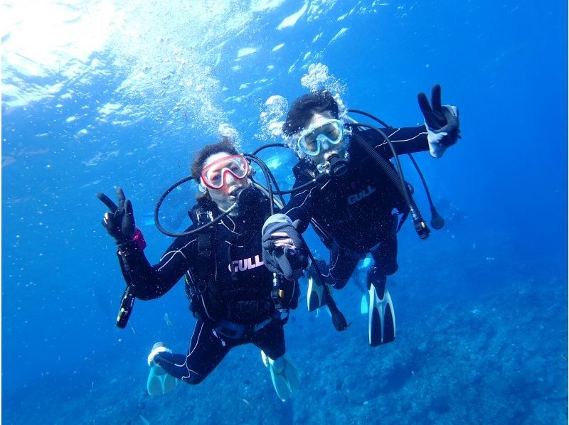 【沖縄／恩納村／青の洞窟／シュノーケリング／体験ダイビング】お得なセット♪カメラ撮影付き♪安心の少人数制♪当日予約OK♪の紹介画像