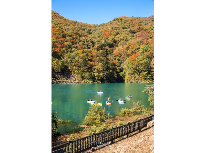【群馬・草津】草津温泉から四万温泉へ～湯治の道をめぐるリトリートな旅 〈2025年11月18日(火)～20日(木)の2泊3日〉の紹介画像