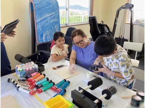 【沖縄・うるま市】 ★月~土曜日の午後限定おすすめプラン★A4サイズ★うるま市観光のすきま時間にレジンアートを体験♪ 【沖縄・うるま市】 ★月~土曜日の午後限定おすすめプラン★A4サイズ★うるま市観光のすきま時間にレジンアートを体験♪