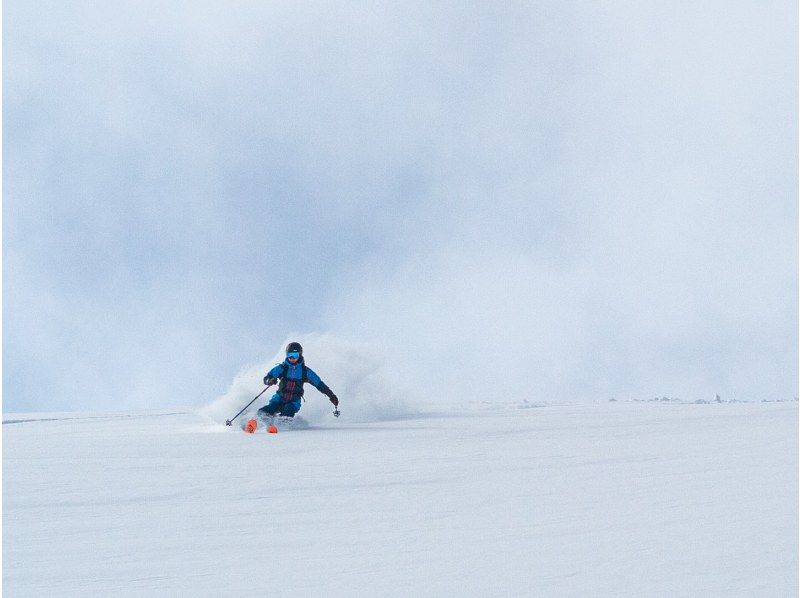 【秋田バックカントリー】経験者向け！バックカントリーツアーの紹介画像
