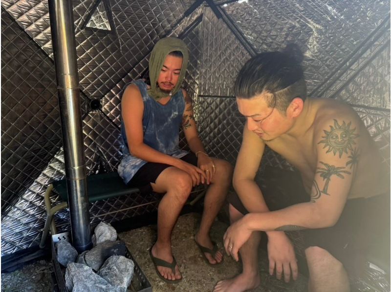 【오키나와 얀바루】 궁극의 토토이 휴가! 텐트 사우나 플랜의 열기와 자연의 물욕에 다이브!の紹介画像