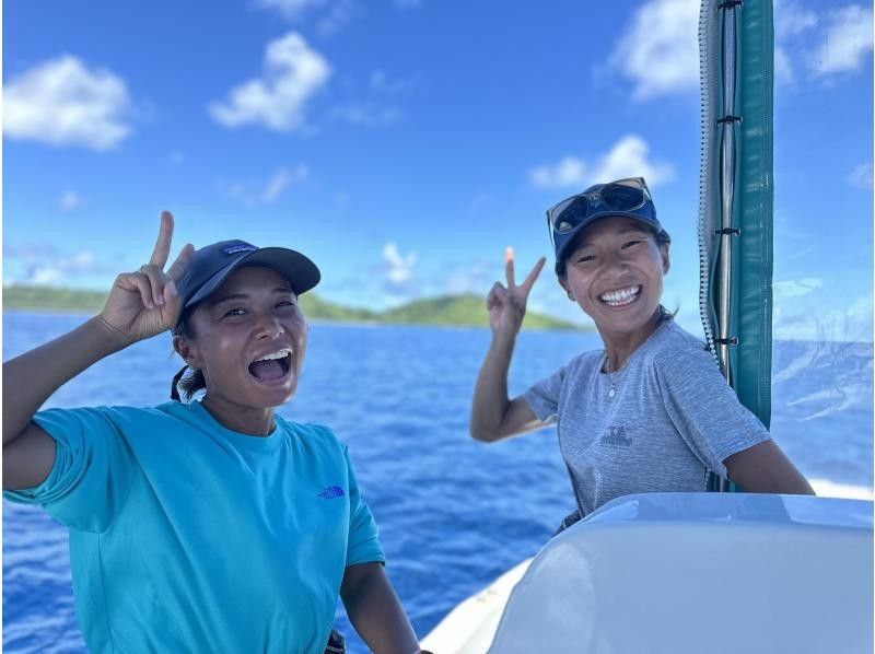 【石垣島発/水面マンタシーズン到来/ウミガメ/11~3月限定/シュノーケル/3.5時間】冬の海に舞う巨大マンタ動画写真データ無料プレゼントの紹介画像