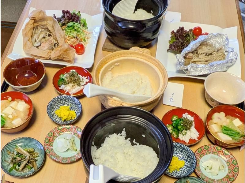 【秋田・北秋田】【秋田冬アソビ割】一人一合選べるお米！ごはんが主役のお食事体験　お釜で炊いて食べ比べ！ご飯のお供他【ファミリー】【グループ】の紹介画像