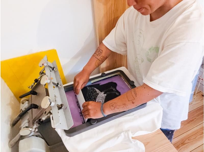 [Okinawa, Nago City] Make your own one-of-a-kind original T-shirt in a quiet atelier surrounded by natureの紹介画像