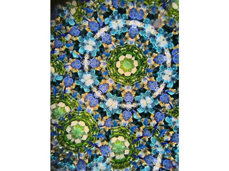 【교토｜만화경 만들기 체험】＜＜세계에 하나만의 오리지널 만화경 만들기＞＞ 좋아하는 천연석이나 비즈를 선택할 수 있다! 커플・여자 여행・패밀리에 추천♪の紹介画像