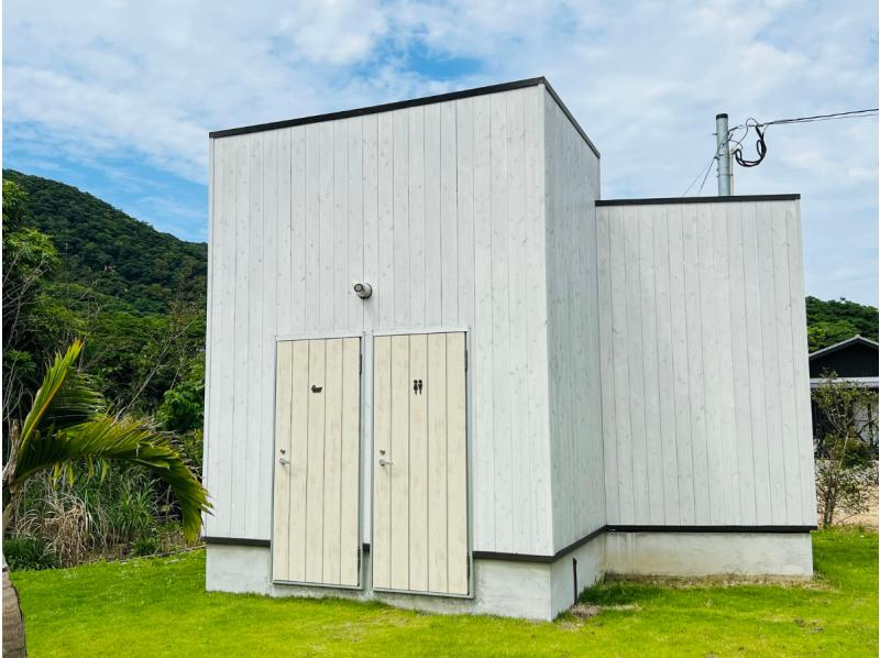 【奄美大岛 - 浮潜 & 立桨冲浪】【冬季也舒适！！】海龟观赏和海上立桨冲浪休闲之旅（提供热水淋浴和潜水服/包含照片）の紹介画像