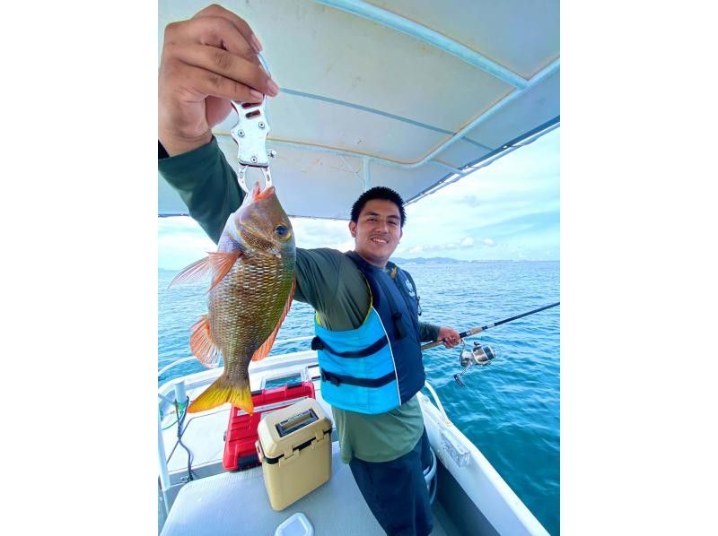 全包！ 【石垣島 - 私人包船】近岸水域輕鬆體驗深瀨釣魚 | 淡季特惠價：8,000日圓（3小時行程）の紹介画像