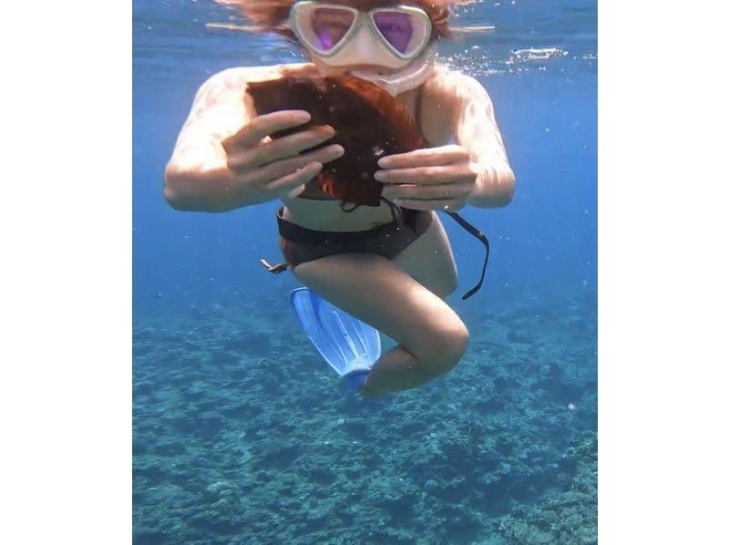 [โอกินาว่า คุเมจิมะ] นักท่องเที่ยวขาประจำที่ได้รับความนิยมสูงสุด: ลิ้มรสปลาสดๆ! สัมผัสประสบการณ์ทัวร์กับชาวประมง!の紹介画像