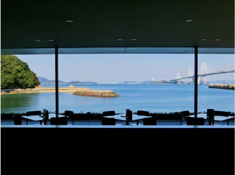 【香川県・琴平/丸亀/坂出】香川アート三重奏 ― 灸まん・東山・猪熊、三人の作家をめぐる芸術の旅の紹介画像