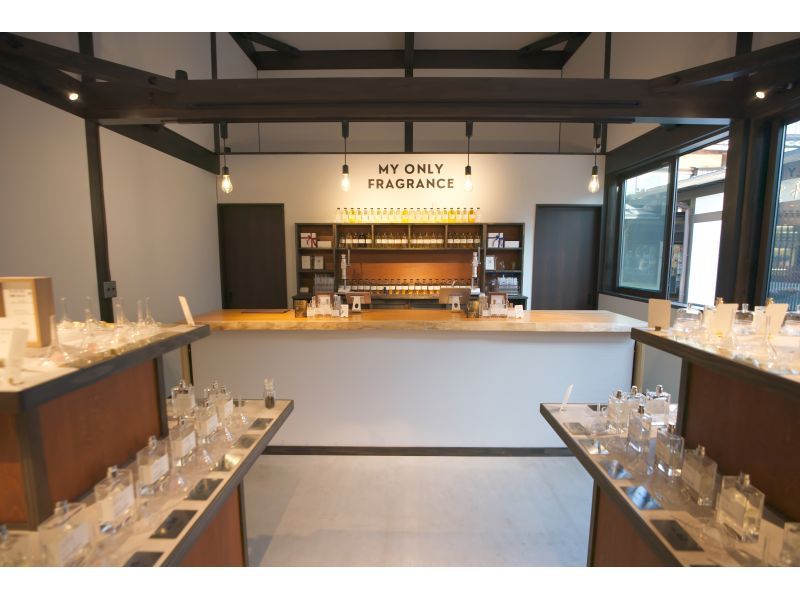 【岐阜・飛騨高山】オーダーメイドフレグランス作り(50ml／100ml) フレグランスアドバイザー指導で初心者安心！ギフトにも！（30分）の紹介画像