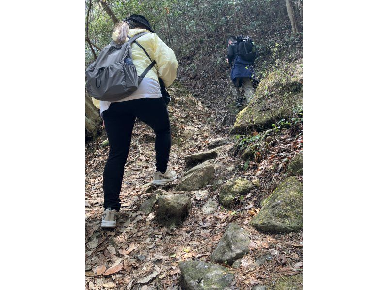 【岡山・赤磐市】歴史ミステリートレイルウォーク〜熊山遺跡編〜「謎多き石積みピラミッドを調査せよ」の紹介画像