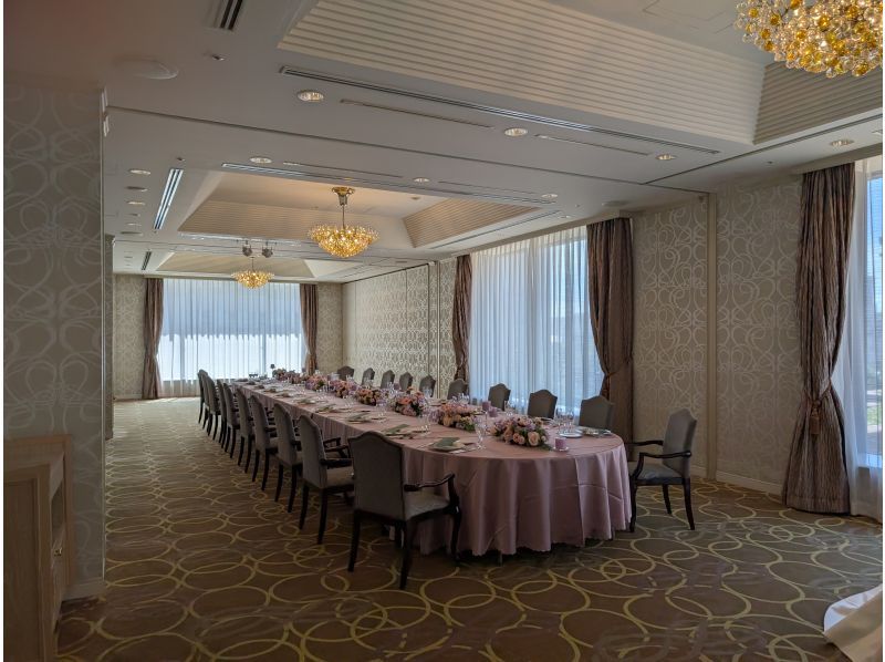 千葉・千葉みなと【ホテルで楽しむ！】固まるハーバリウムのクリスマスガラスボールオーナメント作成レッスンの紹介画像