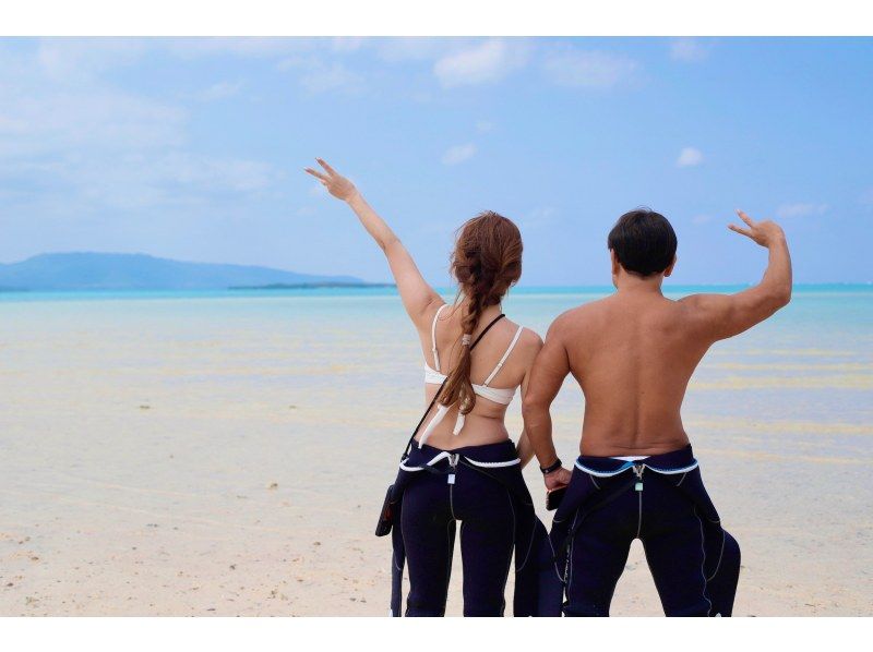 ★期間限定学割★竹富島往復チケット付き【石垣島・当店人気No.1】幻の島&times;ウミガメシュノーケル！0〜85歳可｜当日予約OK｜写真・送迎無料！の紹介画像