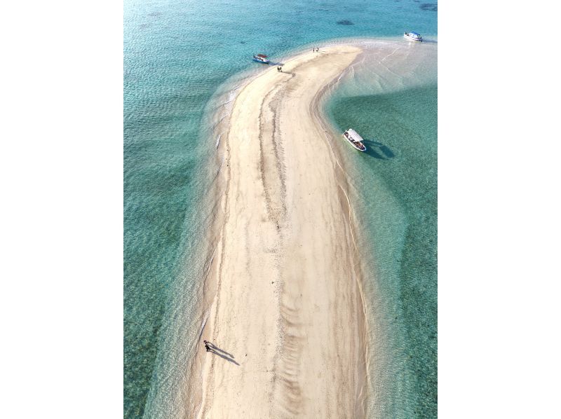 ★期間限定学割★竹富島往復チケット付き【石垣島・当店人気No.1】幻の島&times;ウミガメシュノーケル！0〜85歳可｜当日予約OK｜写真・送迎無料！の紹介画像