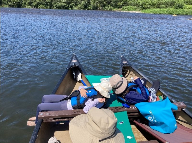 [Hokkaido, Tokachi] A geo-trip to experience the Hidaka Mountains, wild birds, and Tokachi's nature! Pets are welcome! Twin Canoe River Cruise: Satsunai, Tokachi Riverの紹介画像