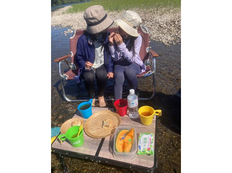 [Hokkaido, Tokachi] THE Tokachi! A 1-day private tour in the best location with crystal clear waters (Twin canoe private river cruise on the Totsubetsu River)の紹介画像