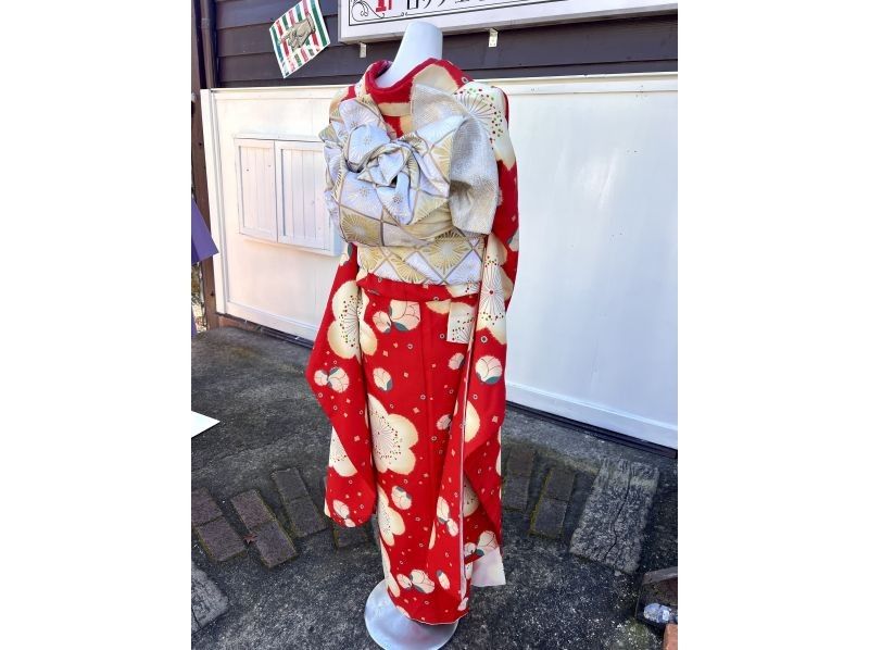 【大分・湯布院】振袖を着て湯布院を散策する。手ぶらで着物体験ができるプランです！のコピーの紹介画像