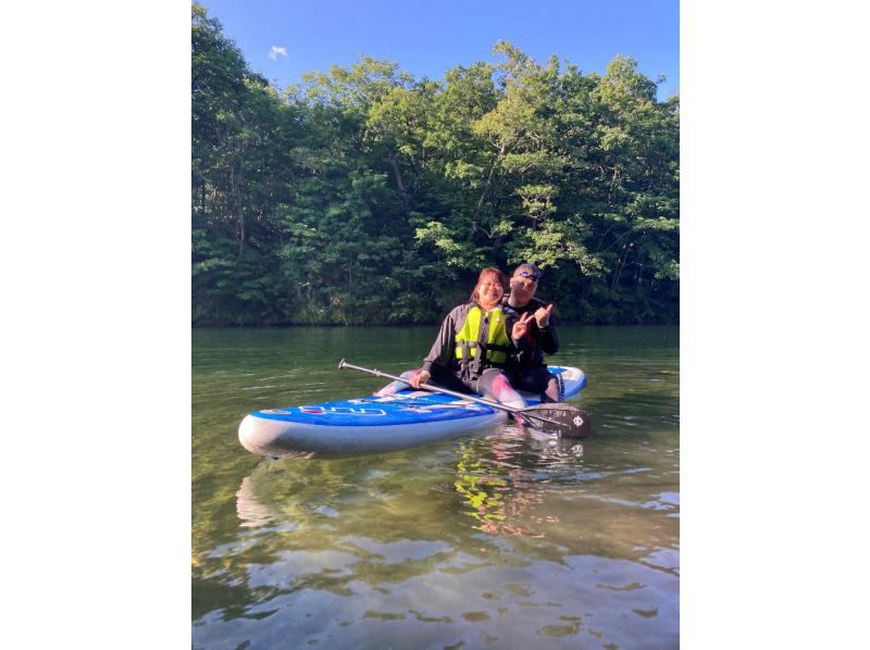 [Hokkaido, Tokachi] Near Obihiro Airport, reserved for one group! A niche spot at the foot of Hidaka Mountains National Park with outstanding transparency and location <Mirror Water SUP Stand Up Paddleboarding Experience>の紹介画像