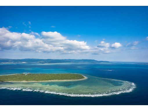 【沖縄・石垣島】ヘリコプタークルージング45分(波照間島 Hateruma) 【沖縄・石垣島】ヘリコプタークルージング45分(波照間島 Hateruma)