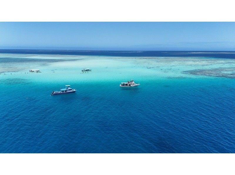 【沖縄・宮古島】八重干瀬半日シュノーケルツアー！女性ダイビングインストラクターで少人数制だから安心（水中撮影・ドローン撮影無料）の紹介画像