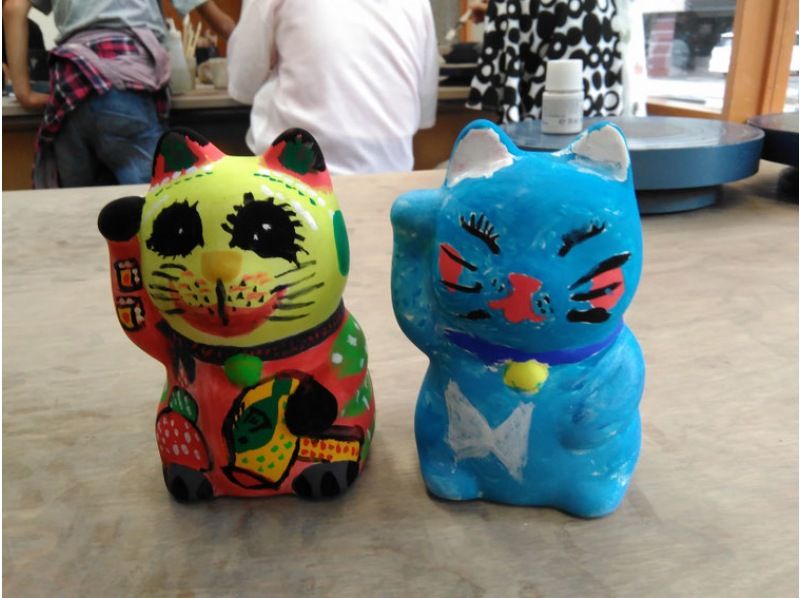 【静岡・熱海】「金運まねき猫絵付け体験コース」体験後お持ち帰り可能！ 干支(馬)も選べますの紹介画像